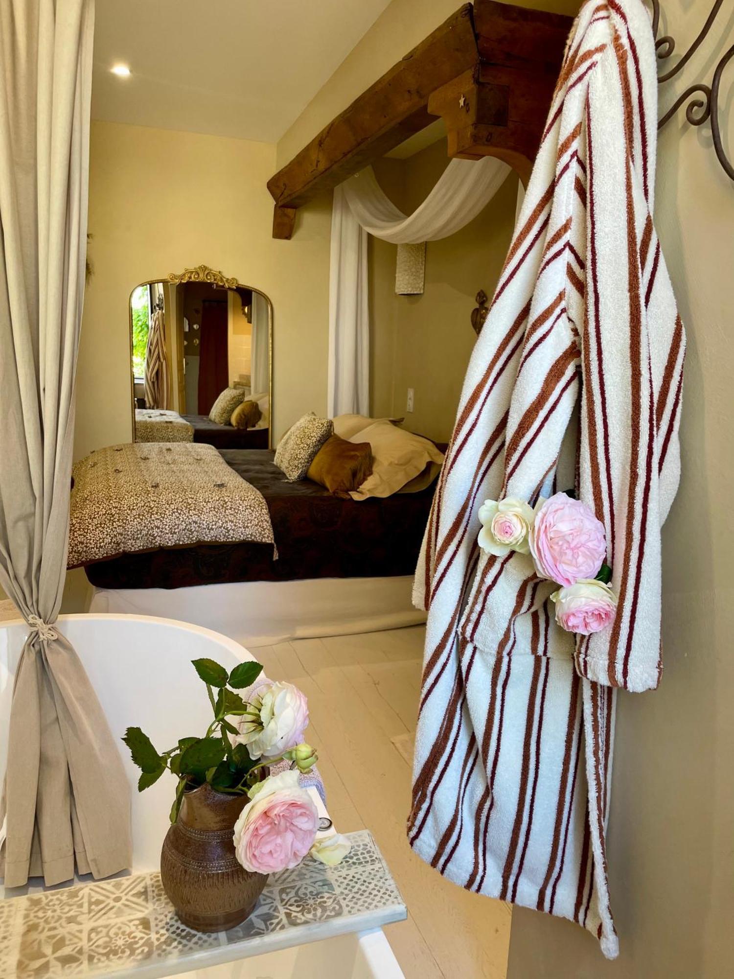 La Suite Dromoise 1809 Saint-Paul-les-Romans Экстерьер фото